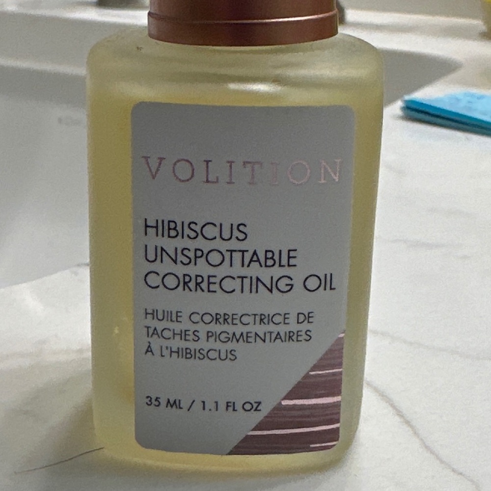 Volition Hibiscus Unstoppable Correcting Oil